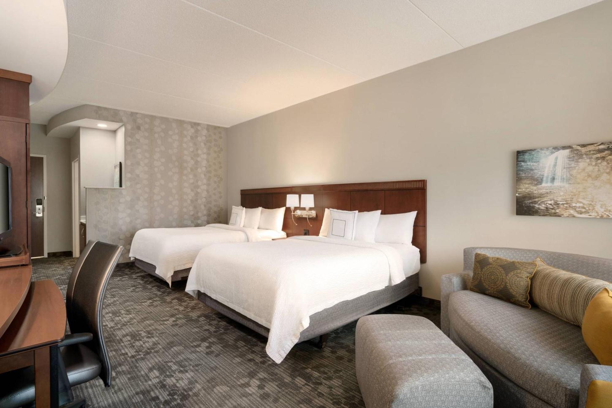 Готель Courtyard By Marriott Middletown Goshen Екстер'єр фото